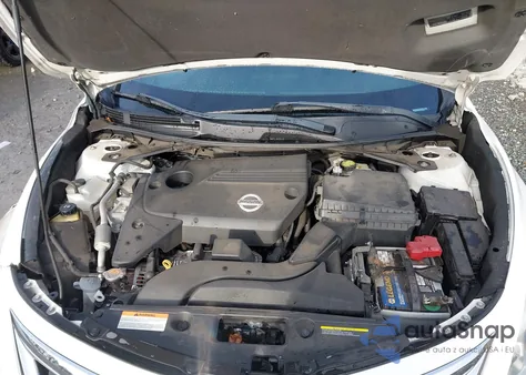 2015 Nissan Altima 2.5 Sv z USA, uszkodzony, nr VIN 1N4AL3AP3FC140243